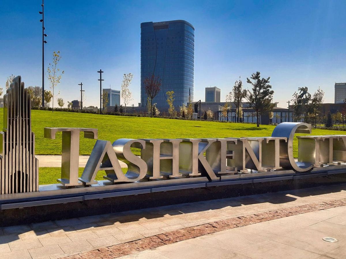 Abbey Road Apartamento Tashkent Exterior foto
